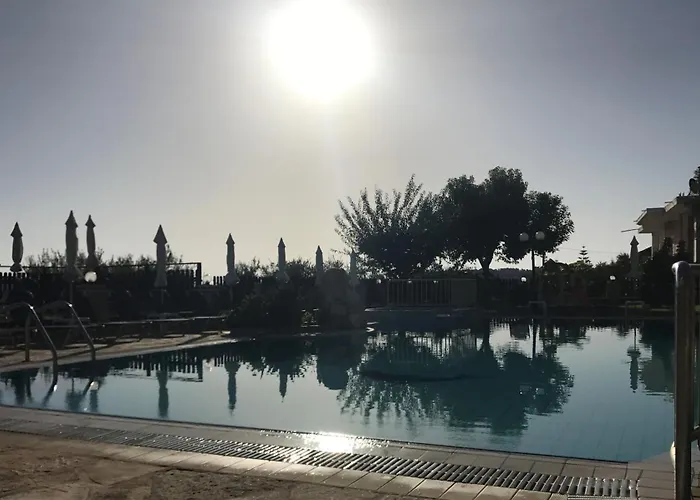 Aparthotel Ariadne 4*