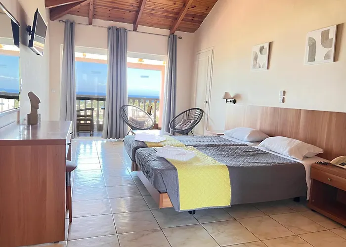 Apartahotel Ariadne 4*